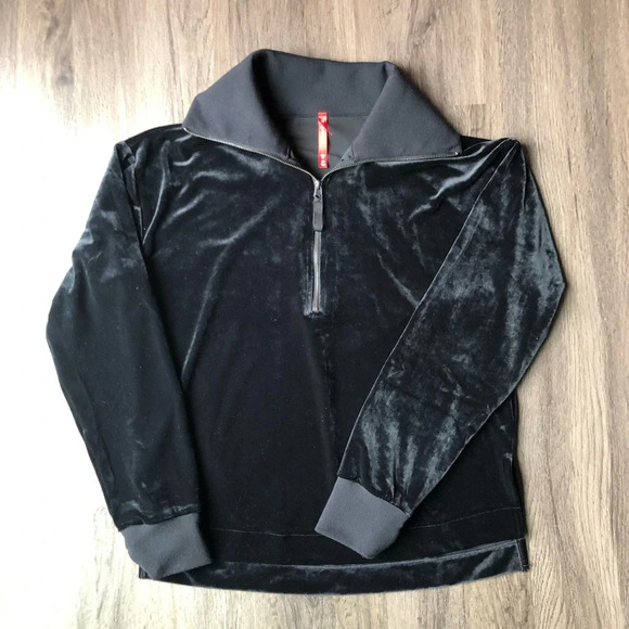Spanx Velvet Half-Zip Sweatshirt Black Size Medium Stretch Easy - Picture 2 of 9